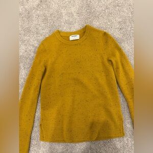 Old Navy Womens yellow sweater